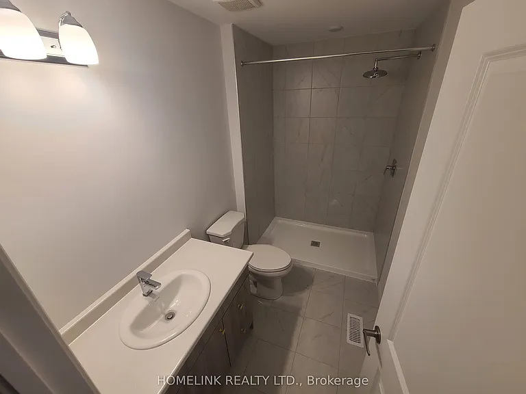61 Soho St #121 — Photo 15