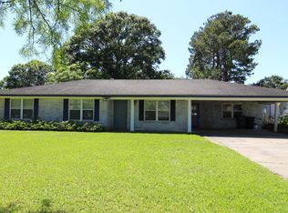 1424 S Morgan Ave, Broussard, LA 70518