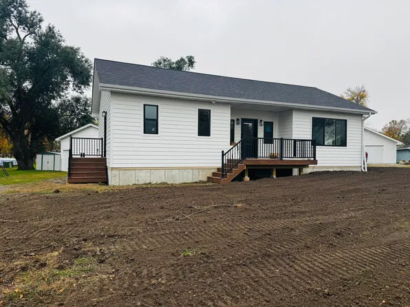 312 N 4th St, Arlington, SD 57212