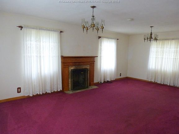 3rd image of 2215 Oakdale Ave