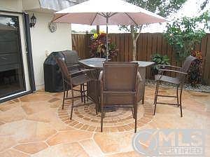 FENCED COURTYARD
