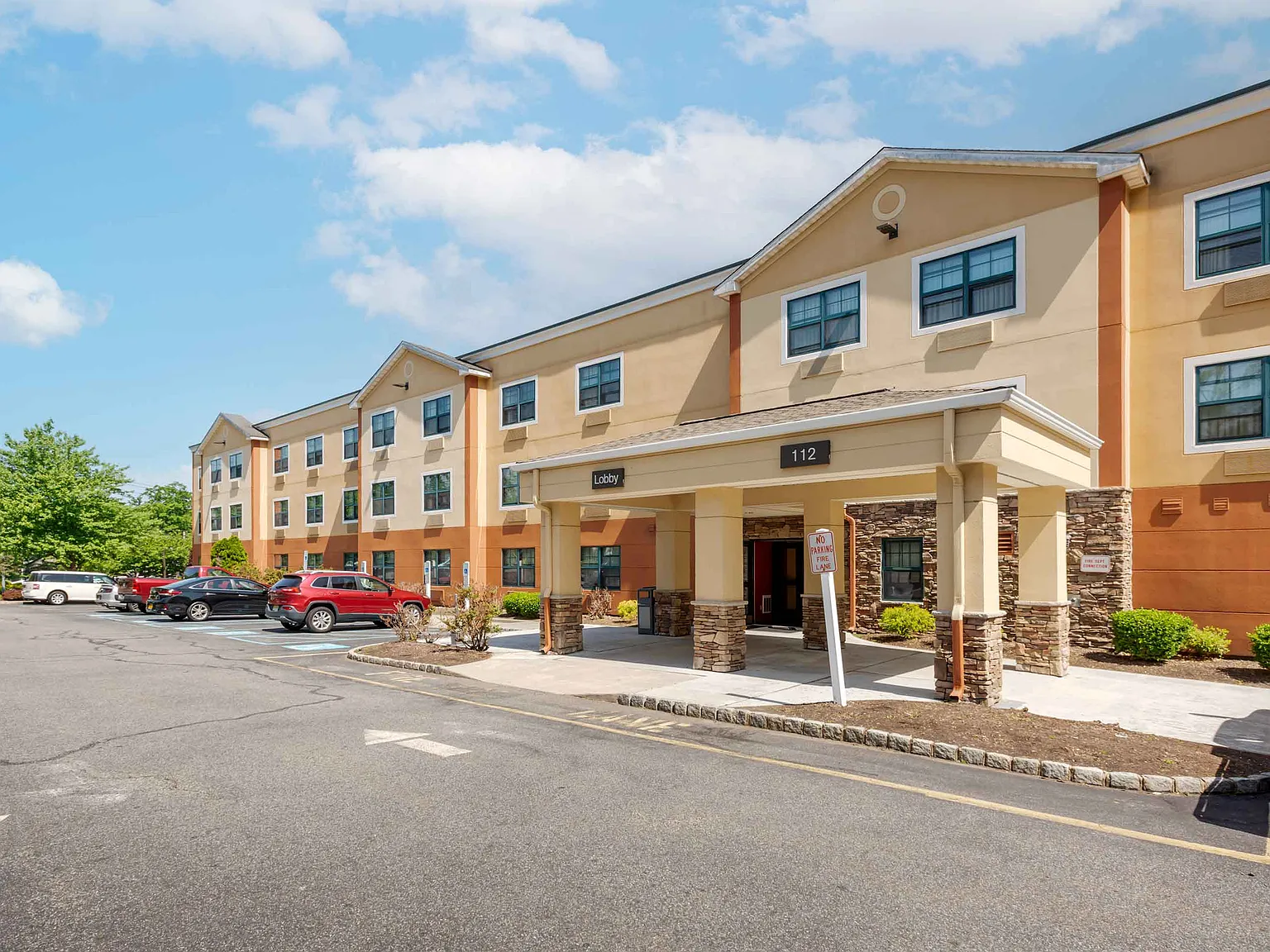Ramsey - Upper Saddle River — Photo 1
