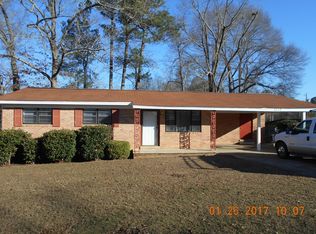 508 Lake Rd, Fulton, MS 38843
