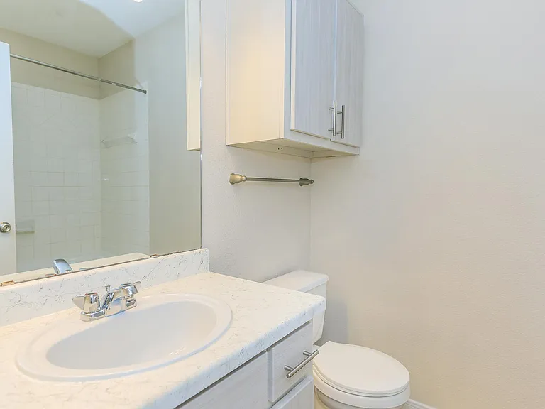 Residence at Westchase — Photo 46