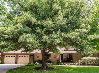 304 Harvest Hills Dr, Inman, KS 67546