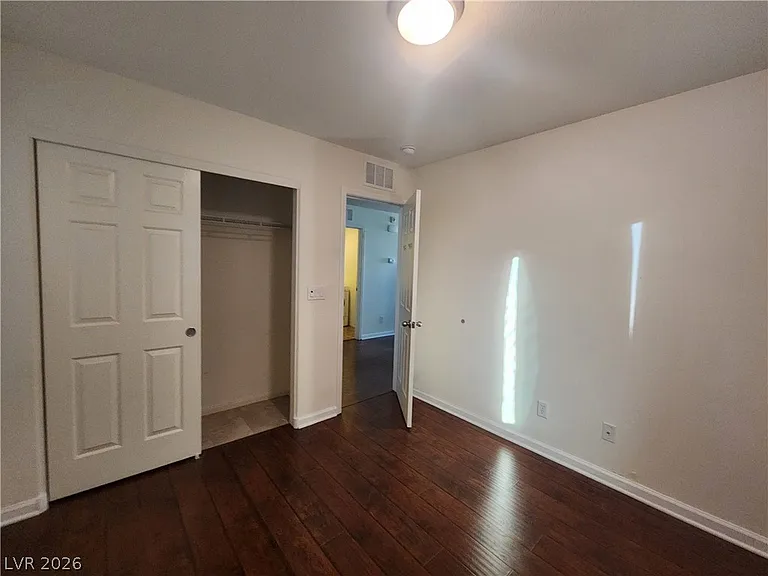 8956 Medford Hills Ct — Photo 14