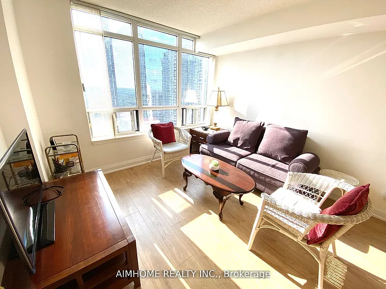 8 Hillcrest Ave #2101 — Photo 12