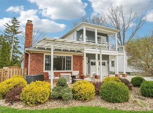 65 Pinehurst Blvd, Eastlake, OH 44095
