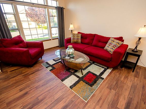 5th image of 5706 67th St NE