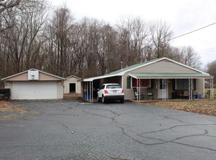 1835 Husband Rd, Paducah, KY 42003