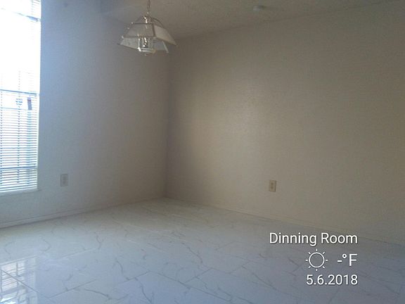 3rd image of 16402 Quail Briar Dr