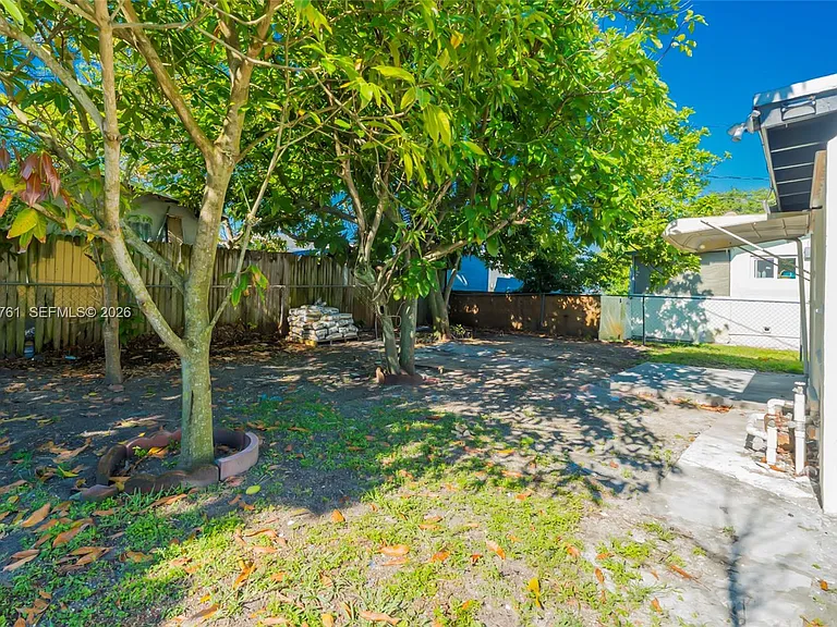 6312 SW 19th St — Photo 16