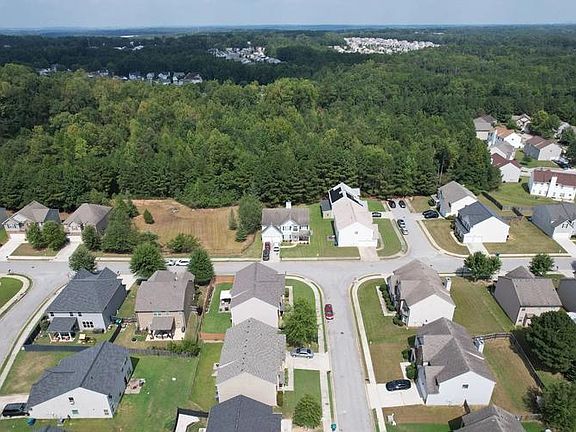 3rd image of 4105 Monaghan Way