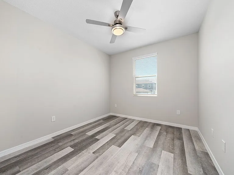 15823 Tollington Aly — Photo 28