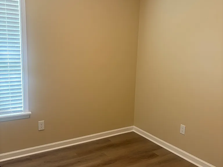 1039 N Lakeshore Dr — Photo 16