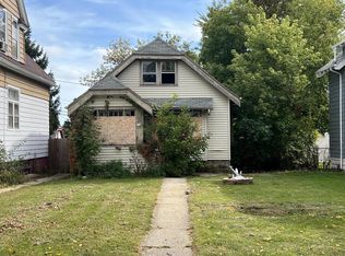 3746 North 11th STREET, Milwaukee, WI 53206