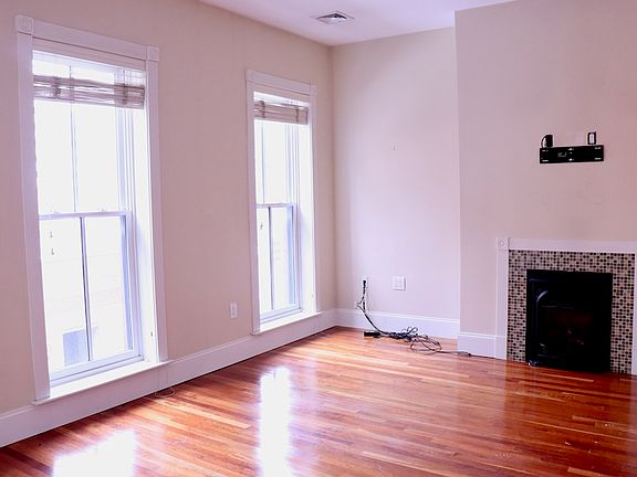 2nd image of 14 Temple St #5