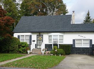 149 Central Ave, Deer Park, NY 11729