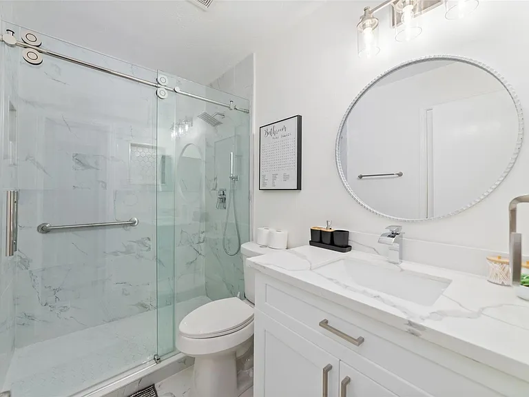 3511 Colleen Woods Cir — Photo 25