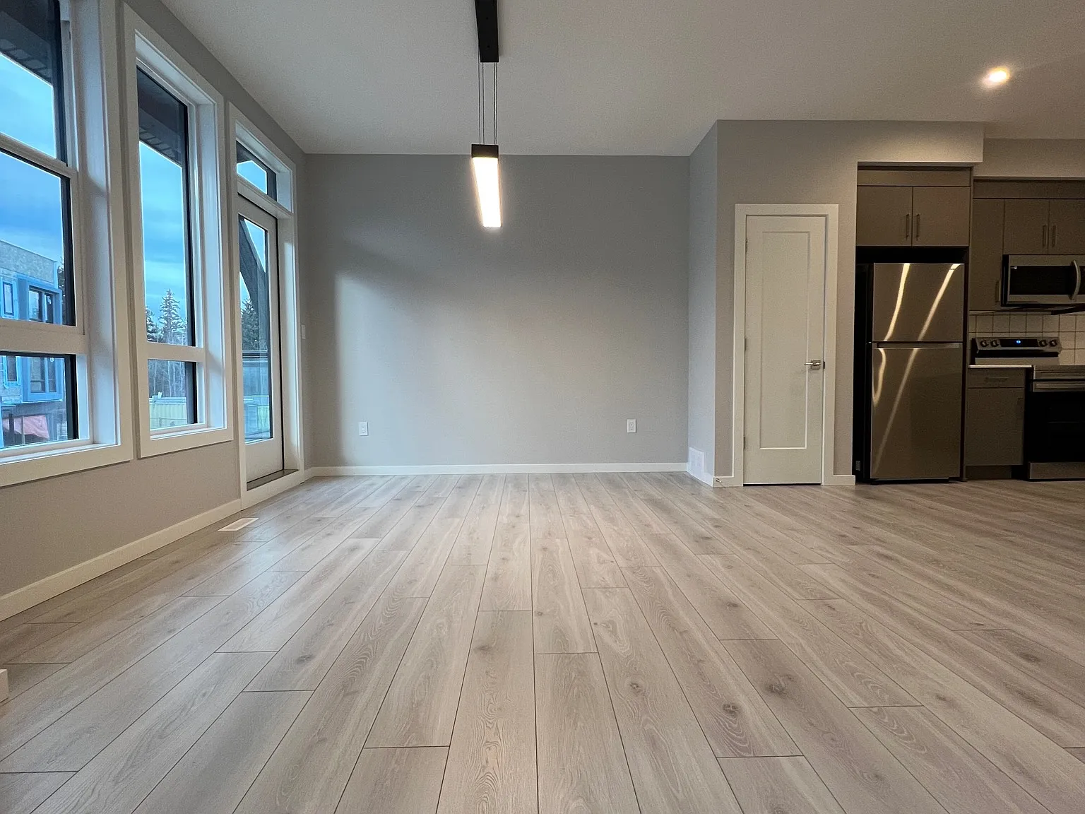 #62 1304 Rutherford Rd SW — Photo 2