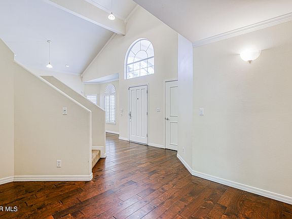 5th image of 6420 La Cadena Dr