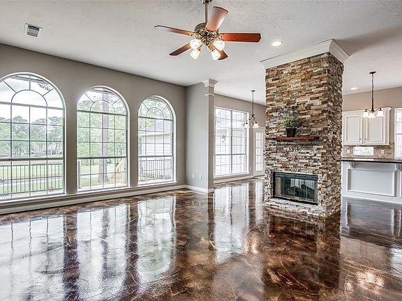 5th image of 108 Inverness Dr
