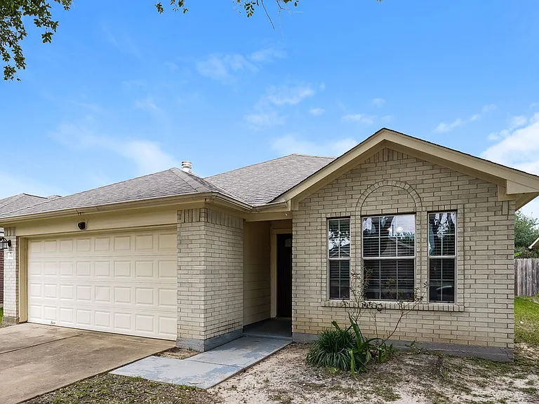 6614 High Stone Ln — Photo 3