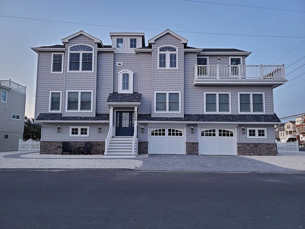 5008 S Long Beach Blvd photo 1