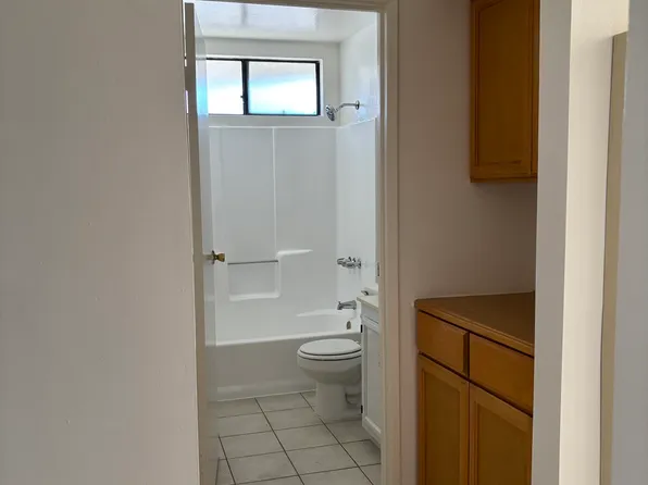 7000 Mountain View Ave APT A, Huntington Park, CA 90255