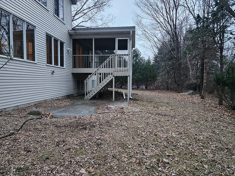 7838 Dover Cv — Photo 32
