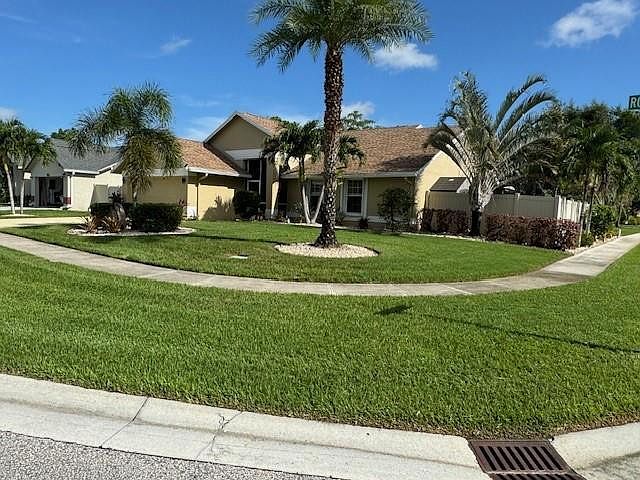 1st image of 157 Royal Pine Circle
