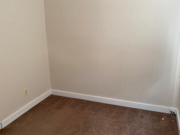 5th image of 411 W Milton Ave