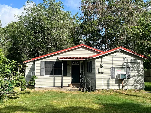 1003 Gunther St Photo 1