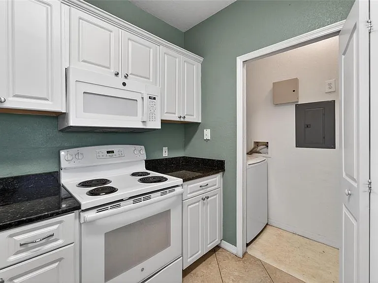 5611 Legacy Crescent Pl #304 — Photo 14