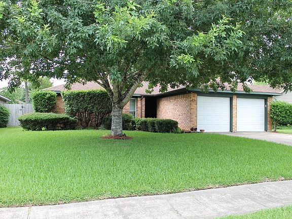 Welcome to 435 Ironbark Dr.