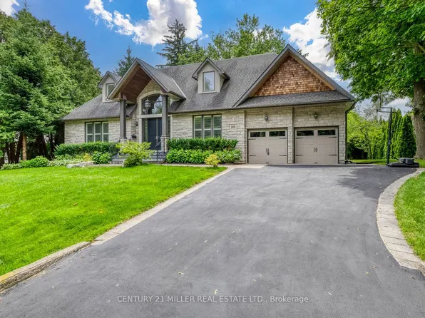 168 Walby Dr, Oakville, ON L6L 4E2