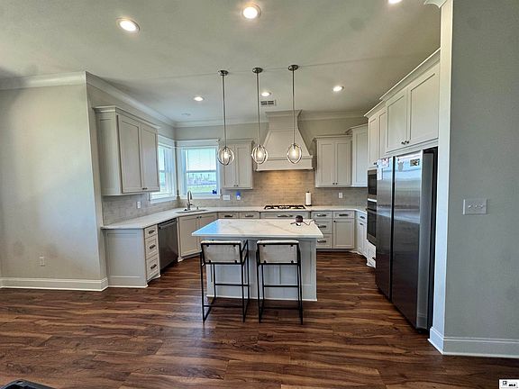 4th image of 922 Sterlington Dr