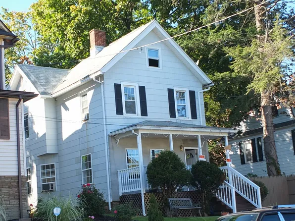107 N Beacon St, Middletown, NY 10940