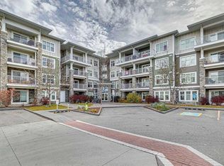 11 NW Mahogany Row SE #2201, Calgary, AB T3M 2L6