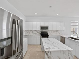 15051 SW 18th Ter, Miami, FL 33185