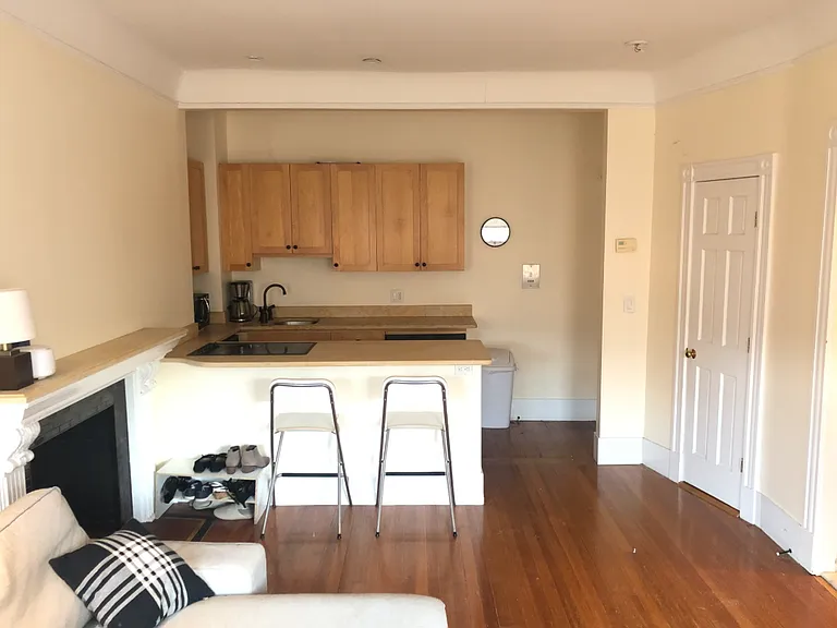 591 Beacon St #5D — Photo 3