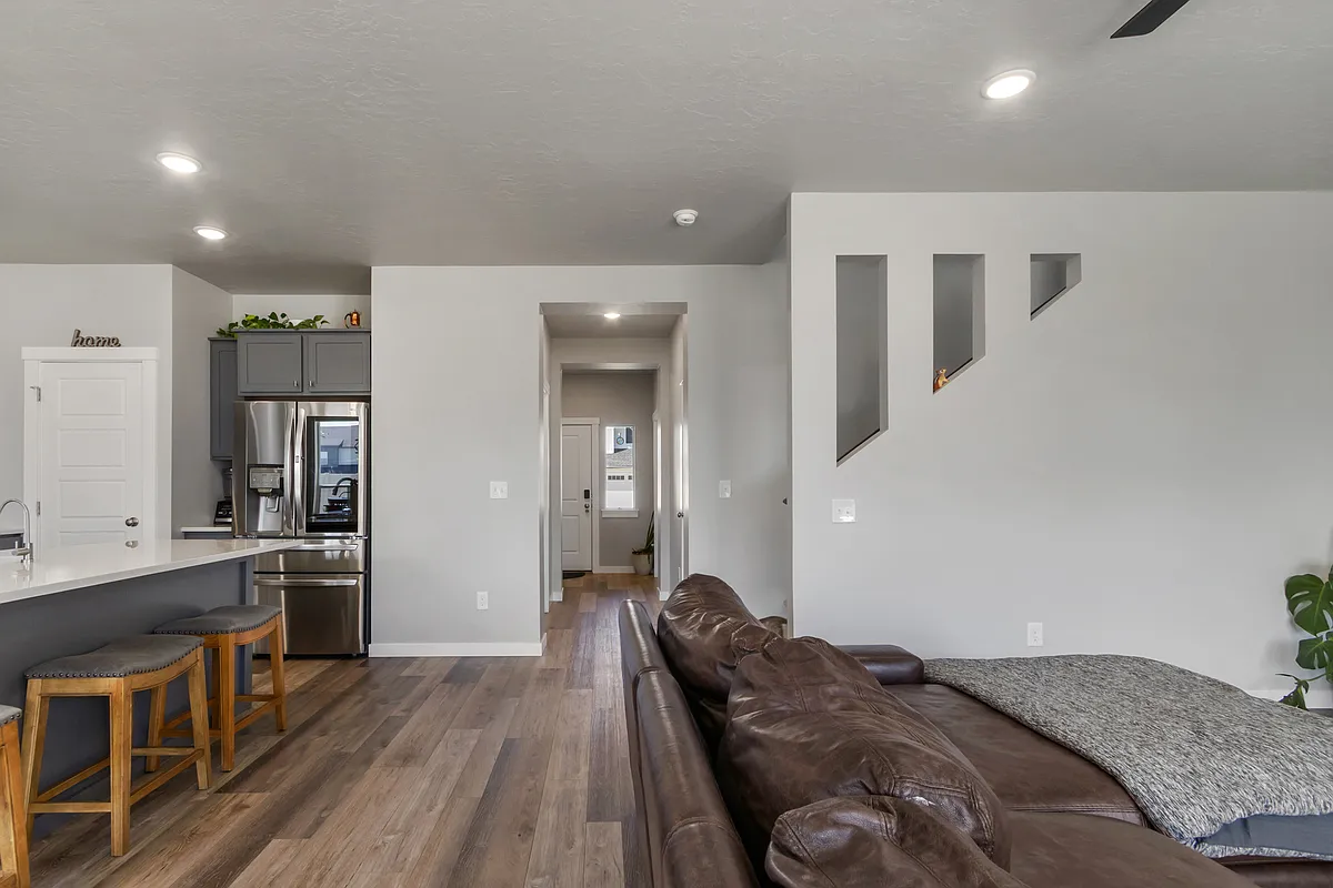Building Photo - 2308 N Blue Marsh Way