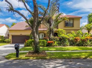 10777 Charleston Pl, Cooper City, FL 33026