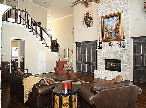 5th image of 7401 Covewood Dr