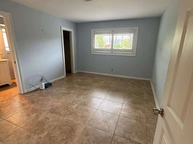 1140 Morse Blvd — Photo 21