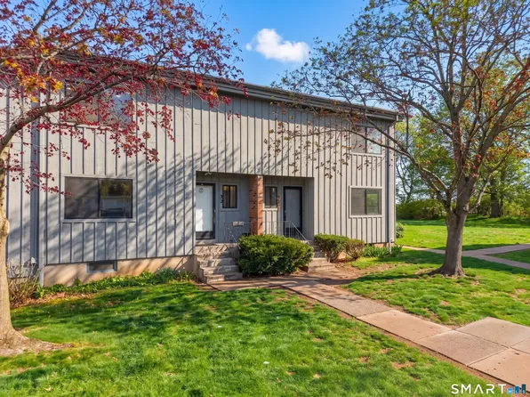 32 Webster Court #32, Newington, CT 06111