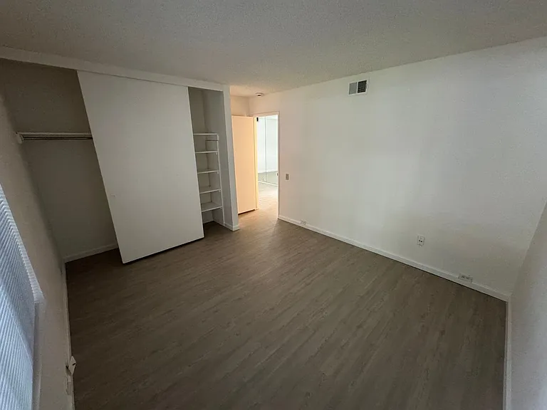 100 Hartnell Pl — Photo 10