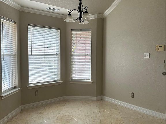 3rd image of 8113 Pecan Ridge Dr