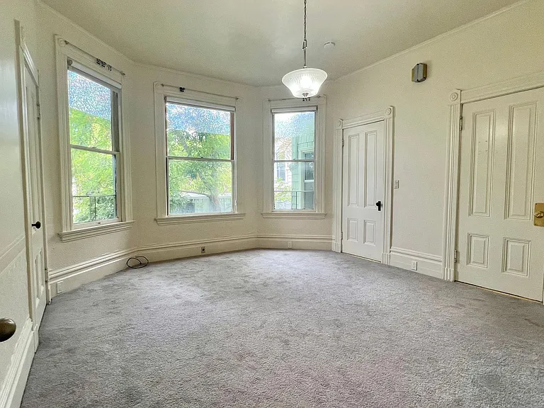 placement-1423Central — Photo 6