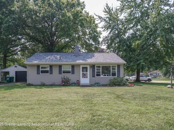 4669 Richard St, Holt, MI 48842